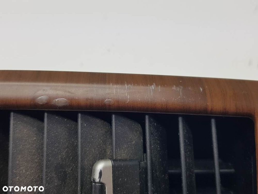 KRATKA NAWIEWU 8070A070 PRAWA PAJERO IV 2007 EU - 2