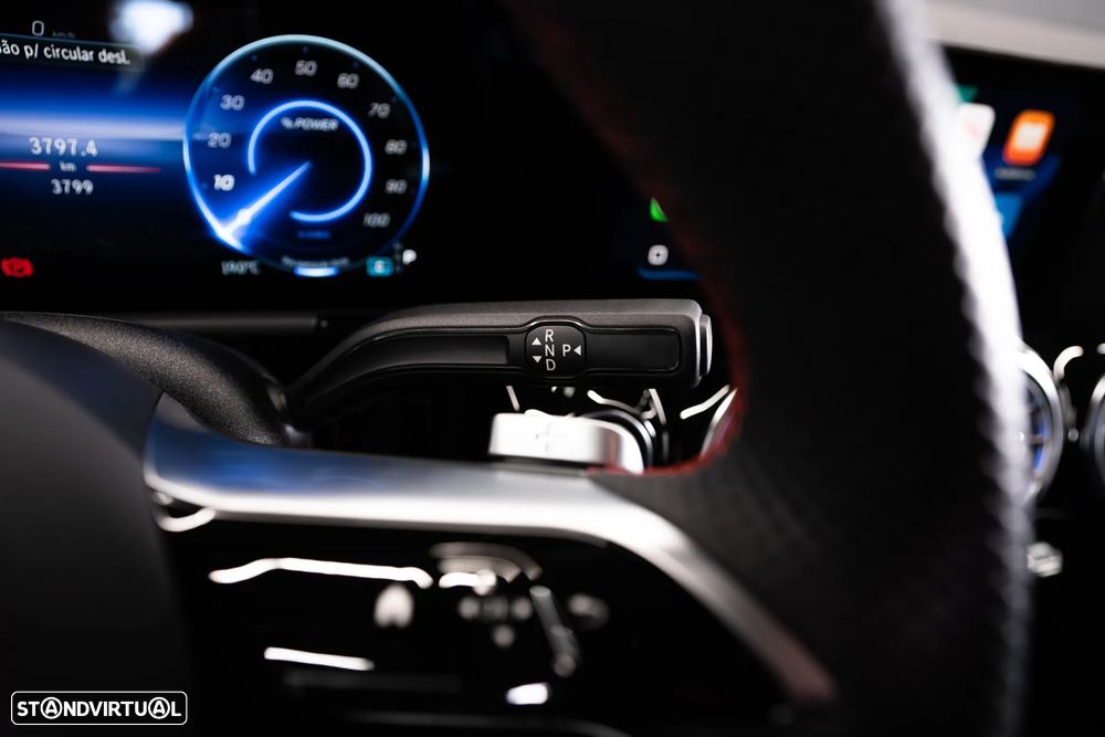 Mercedes-Benz EQA 300 4Matic AMG Line - 20