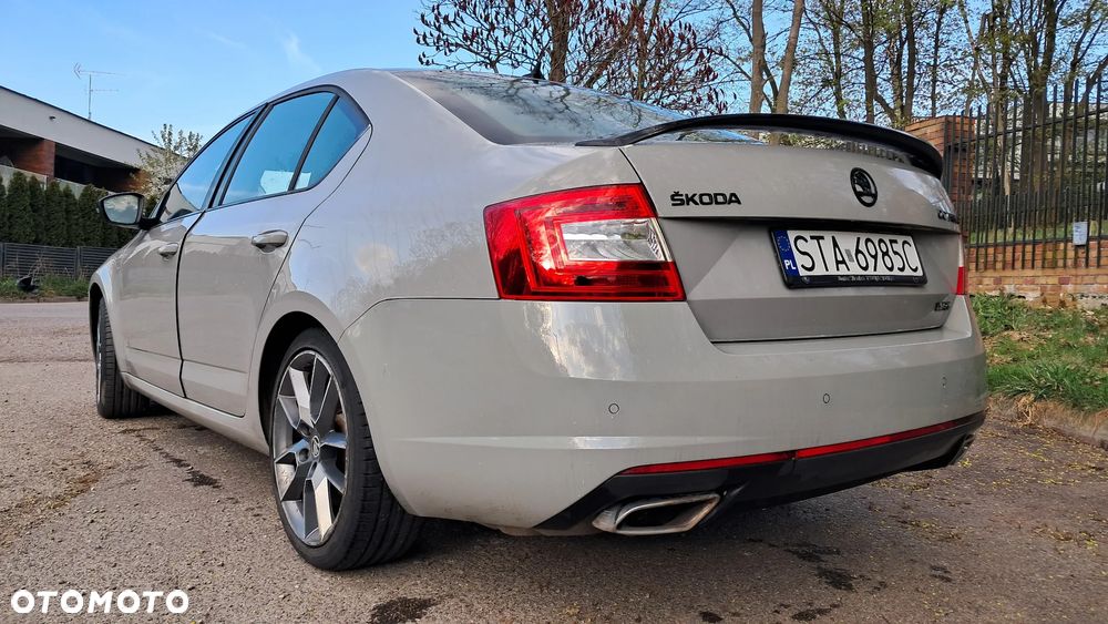 Skoda Octavia 2.0 TDI RS DSG - 3