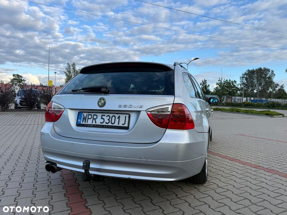 BMW Seria 3 330xd - 8