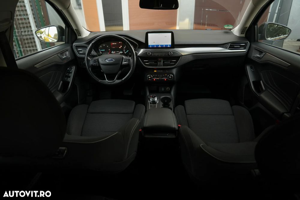 Ford Focus 2.0 TDCI Powershift Titanium - 14