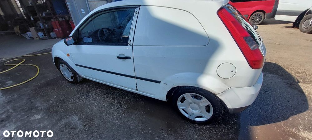 Ford Fiesta 1.4 TDCI - 3