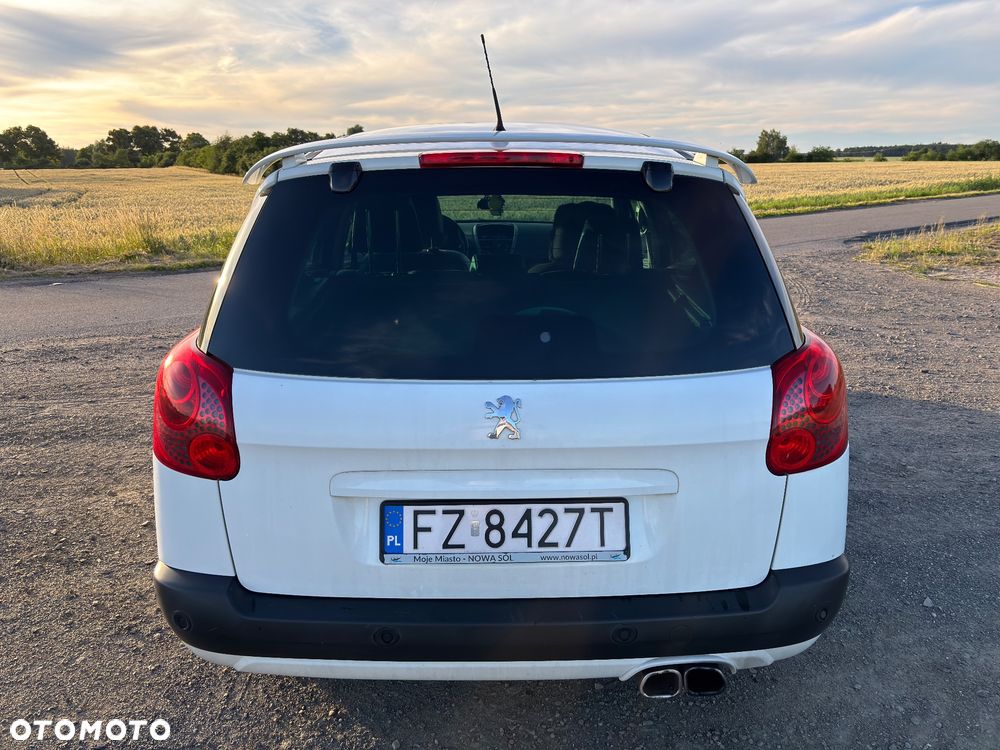 Peugeot 207 - 9