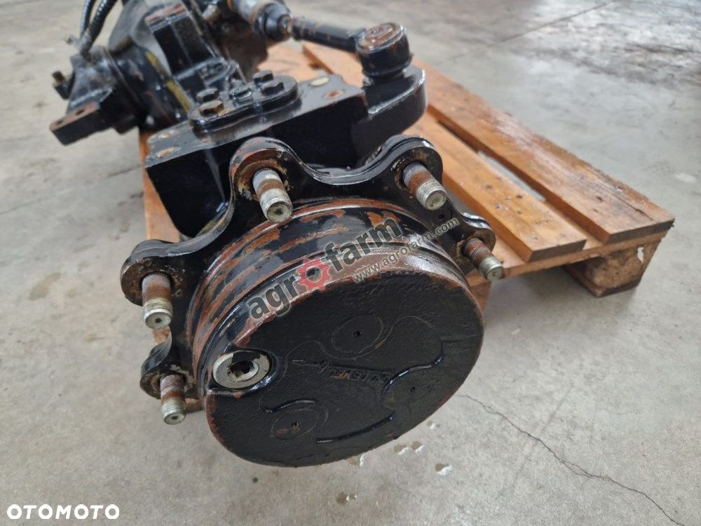 Przedni most Case 4230 707 125650 1985085C2 - 2