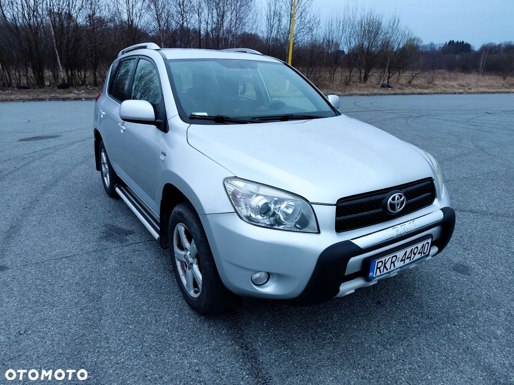 Toyota RAV4 2.2 D-4D Luna - 1