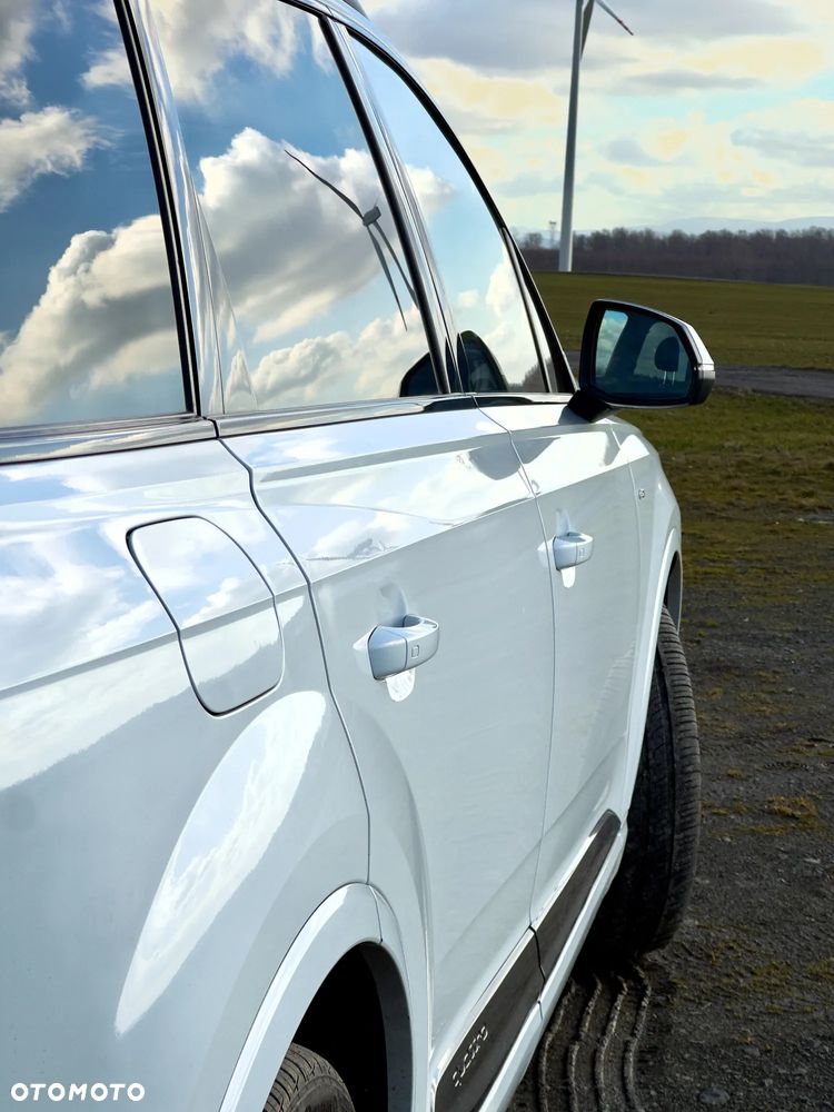 Audi Q7 - 7