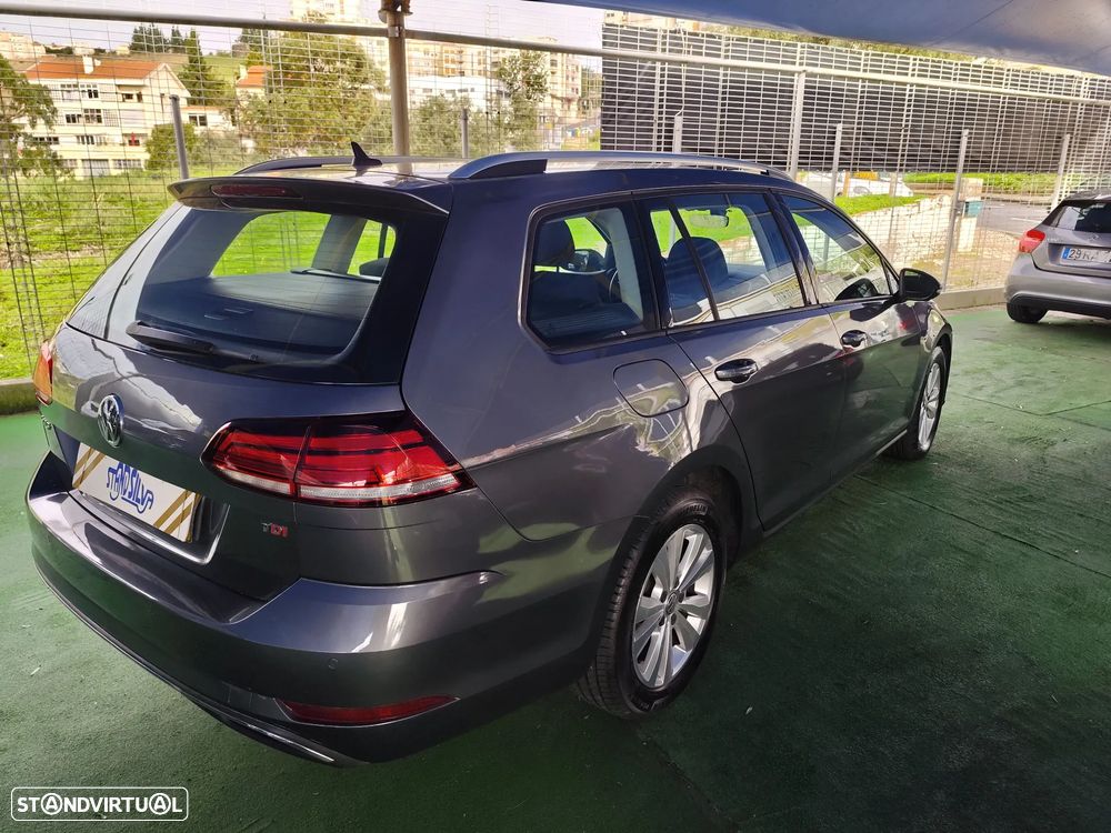 VW Golf Variant 1.6 TDi Confortline - 13
