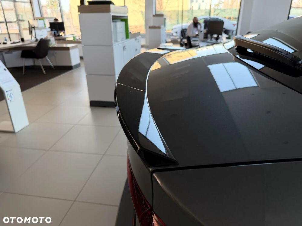 Skoda Octavia 2.0 TSI RS DSG - 36