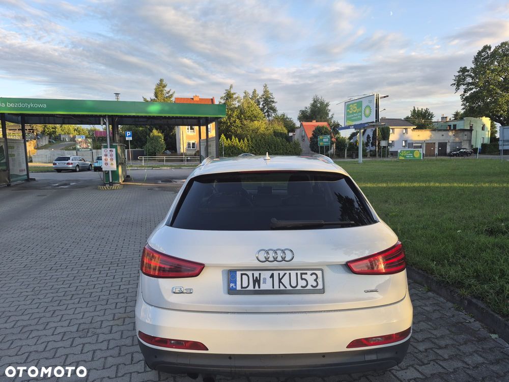 Audi Q3 2.0 TDI Quattro S tronic - 3