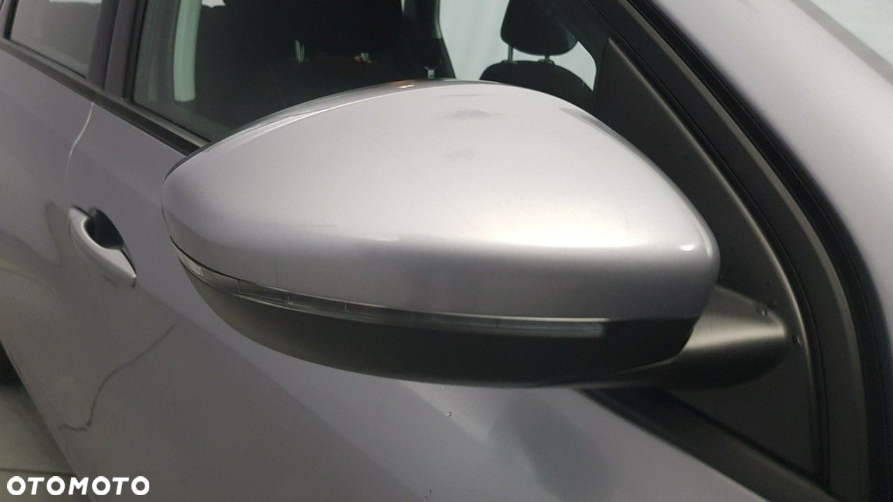Peugeot 308 - 16