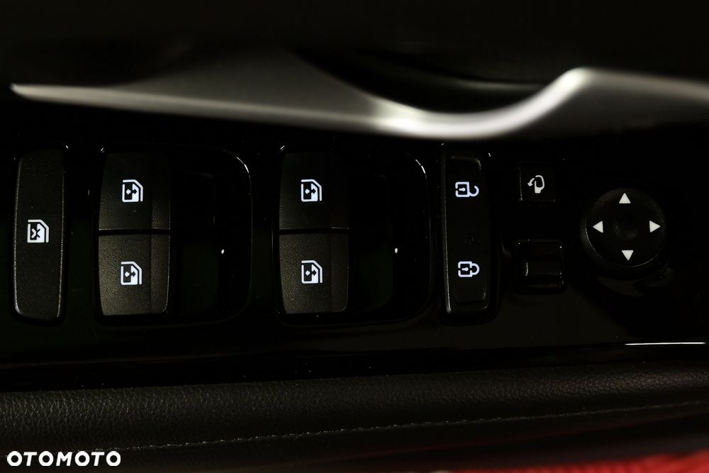 Hyundai Tucson 1.6 T-GDi HEV Executive 2WD - 33