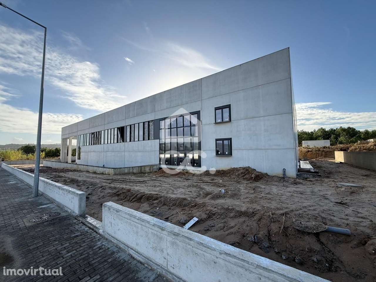 Armazém Industrial Novo – Valado dos Frades, Nazaré - Grande imagem: 4/19