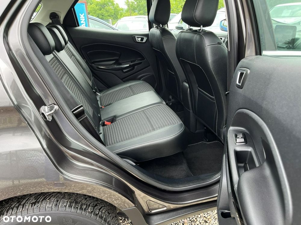 Ford EcoSport - 34