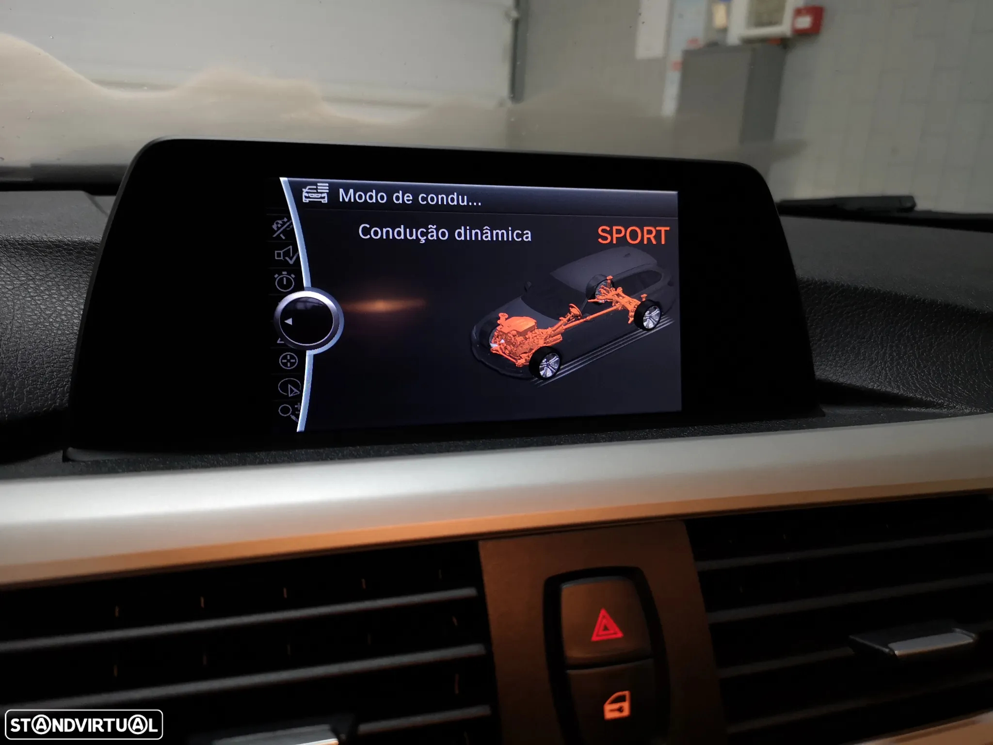 BMW 320 d DPF Touring Edition Sport - 29