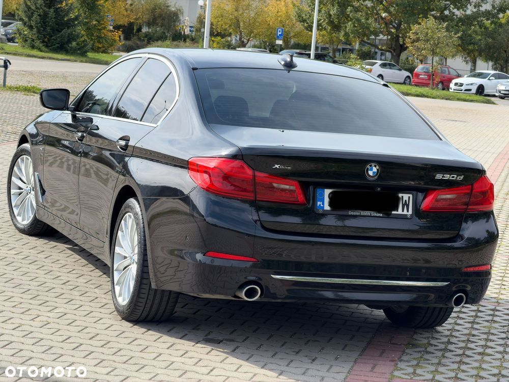 BMW Seria 5 530d xDrive Luxury Line - 19