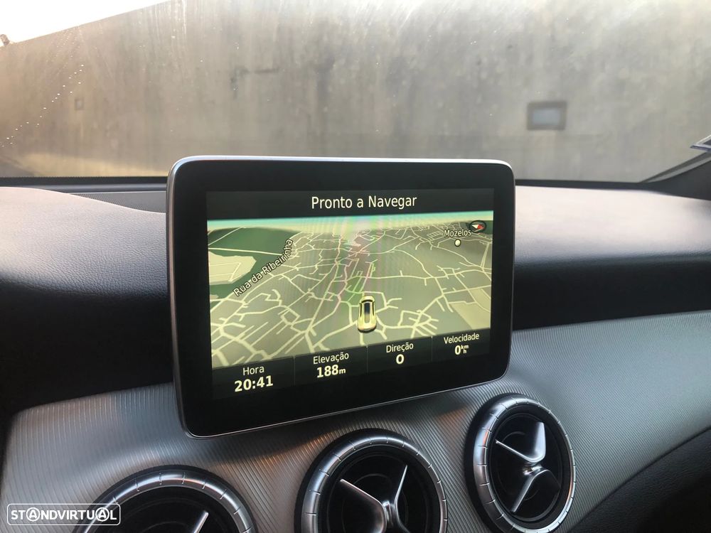 Mercedes-Benz CLA 180 d Shooting Brake Urban - 15