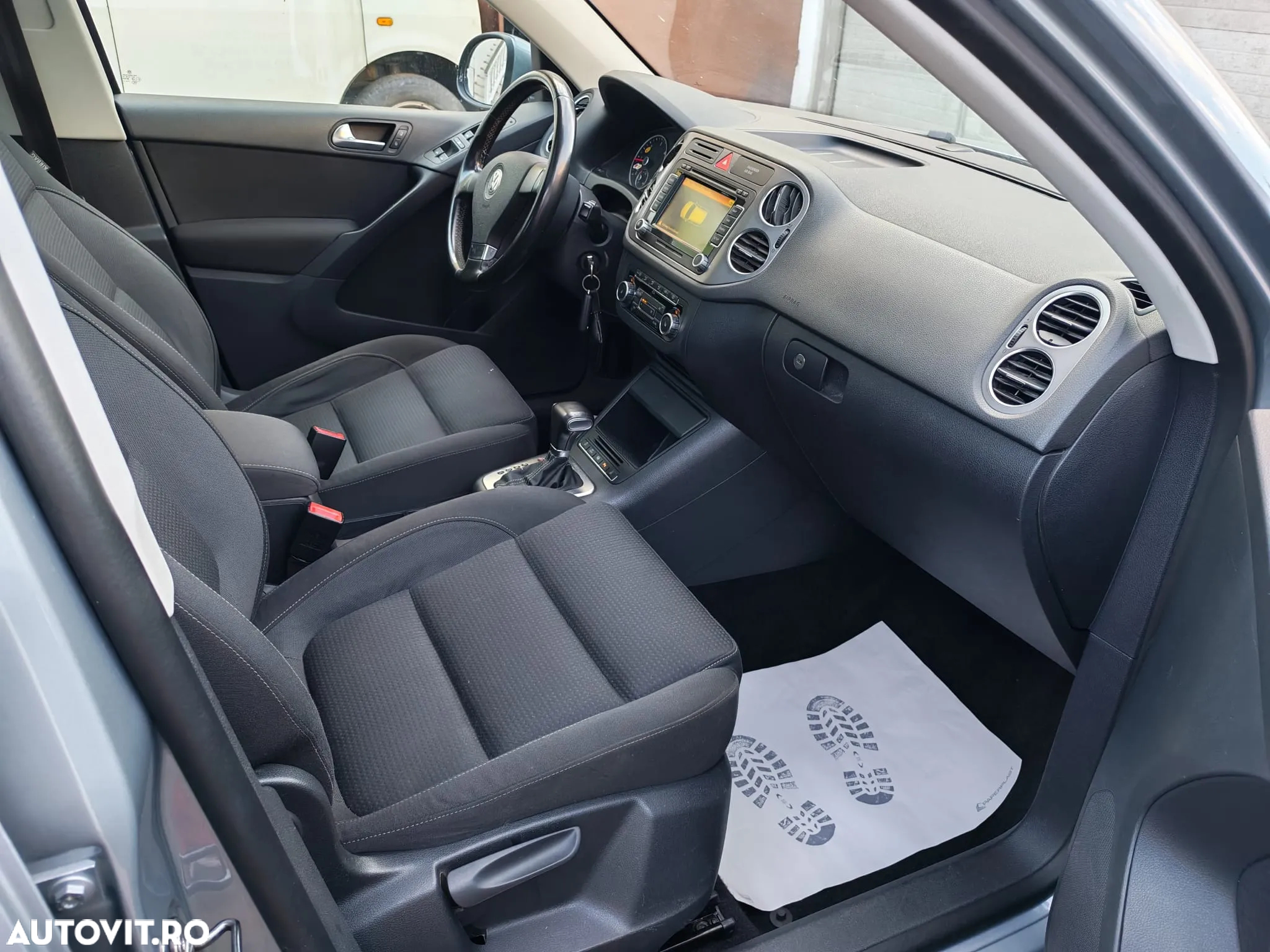 Volkswagen Tiguan 2.0 TDI DPF 4Motion Automatik Team - 8