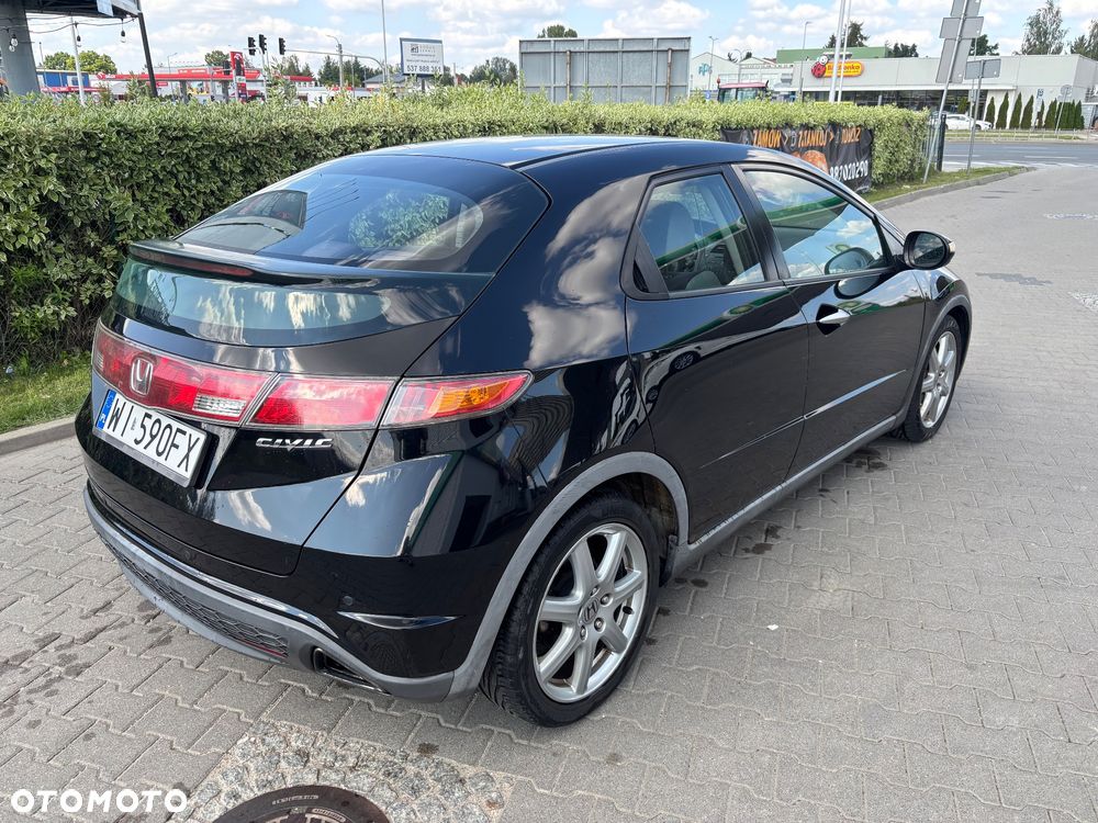 Honda Civic 1.8 Executive - 8