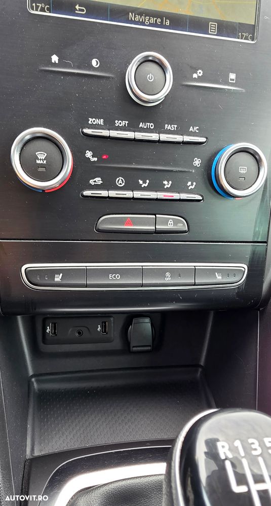 Renault Megane TCe 140 GPF LIMITED - 29