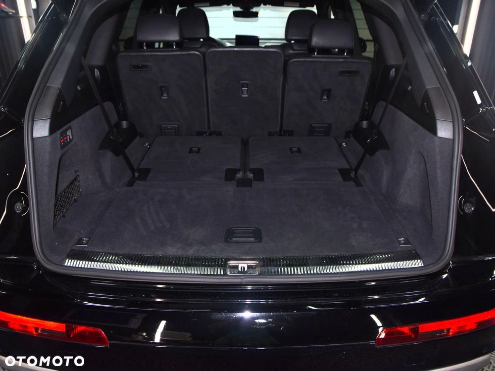 Audi Q7 - 9