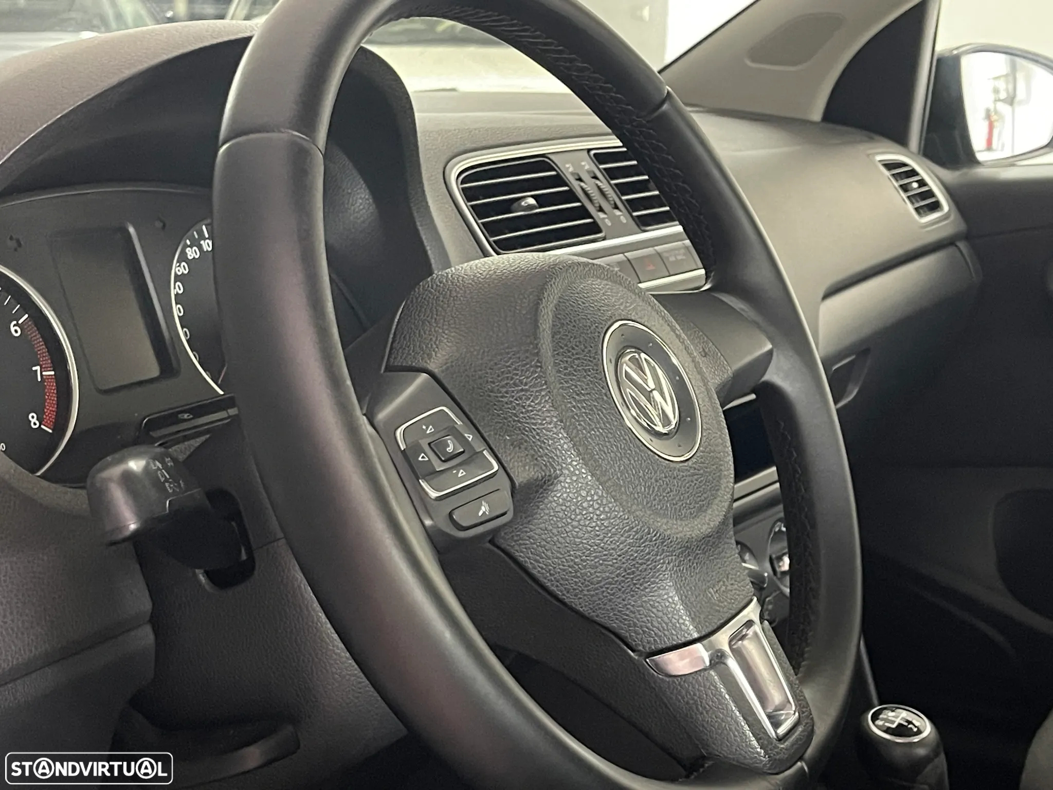 VW Polo 1.2 Confortline - 15