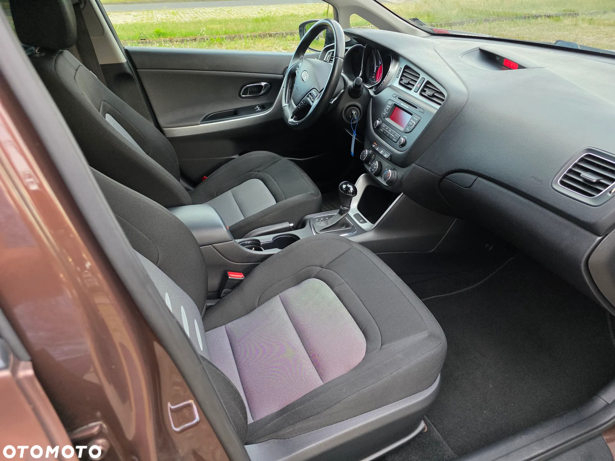 Kia Ceed 1.6 GDI DCT Platinum Edition - 8