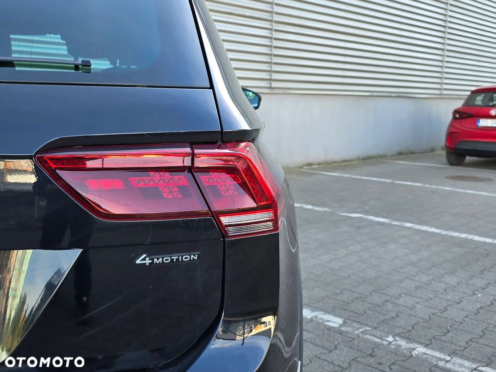Volkswagen Tiguan 2.0 TSI 4Mot R-Line DSG - 38