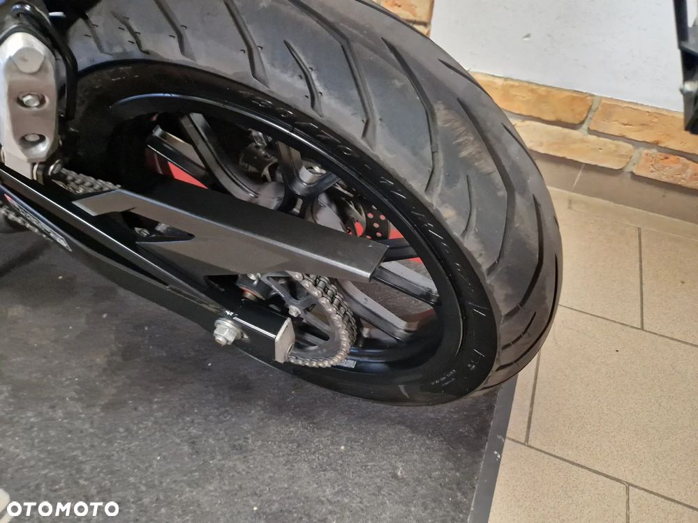 Aprilia Tuono - 14