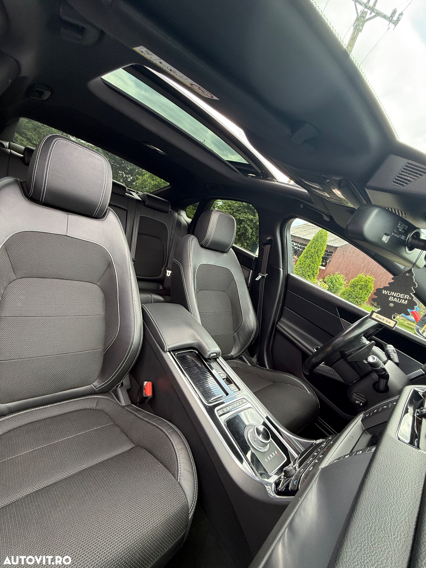 Jaguar XF 20d RWD R-Sport - 13