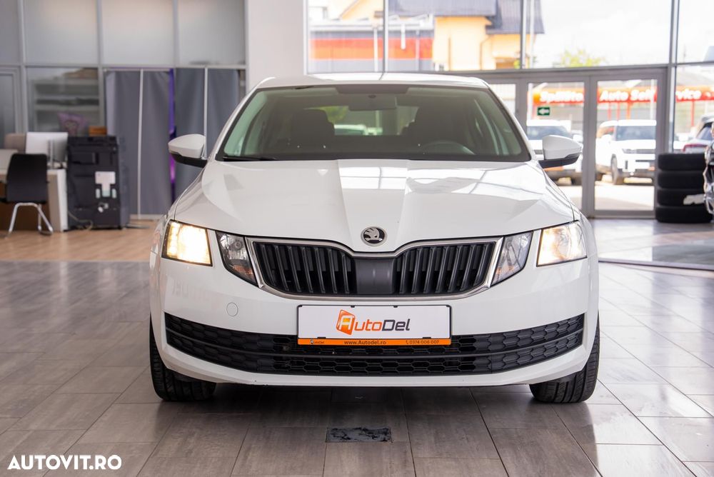 Skoda Octavia 1.6 FSI Automatik Ambiente - 6