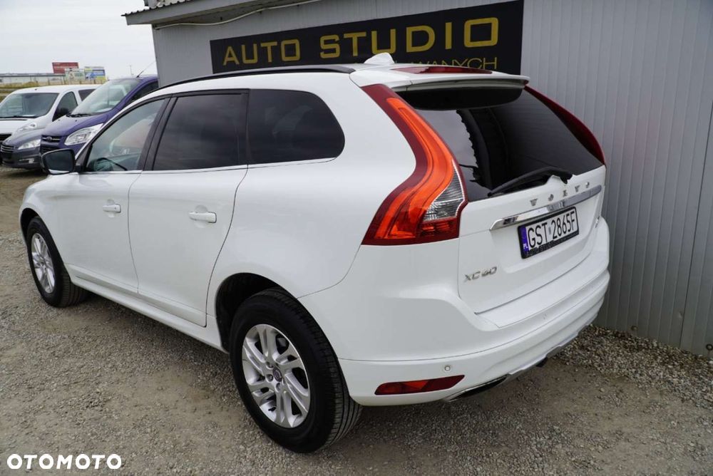 Volvo XC 60 D4 Geartronic Kinetic - 39