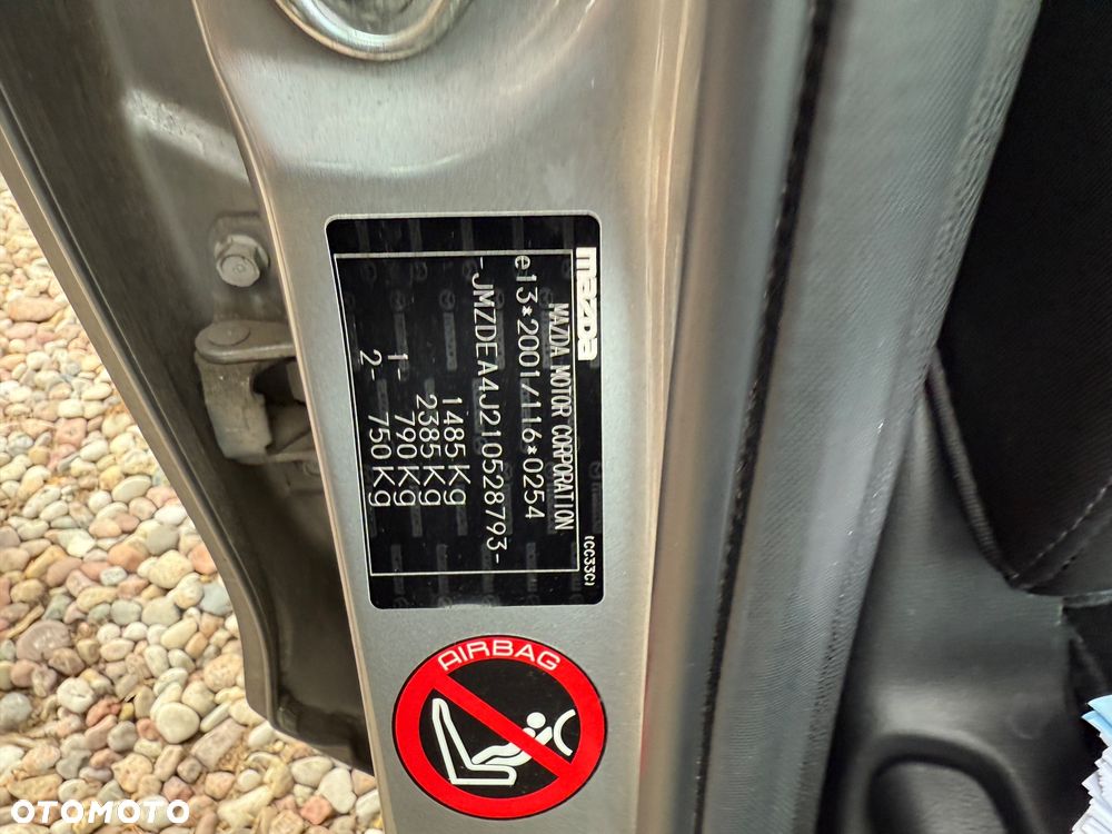 Mazda 2 1.3 Exclusive - 24
