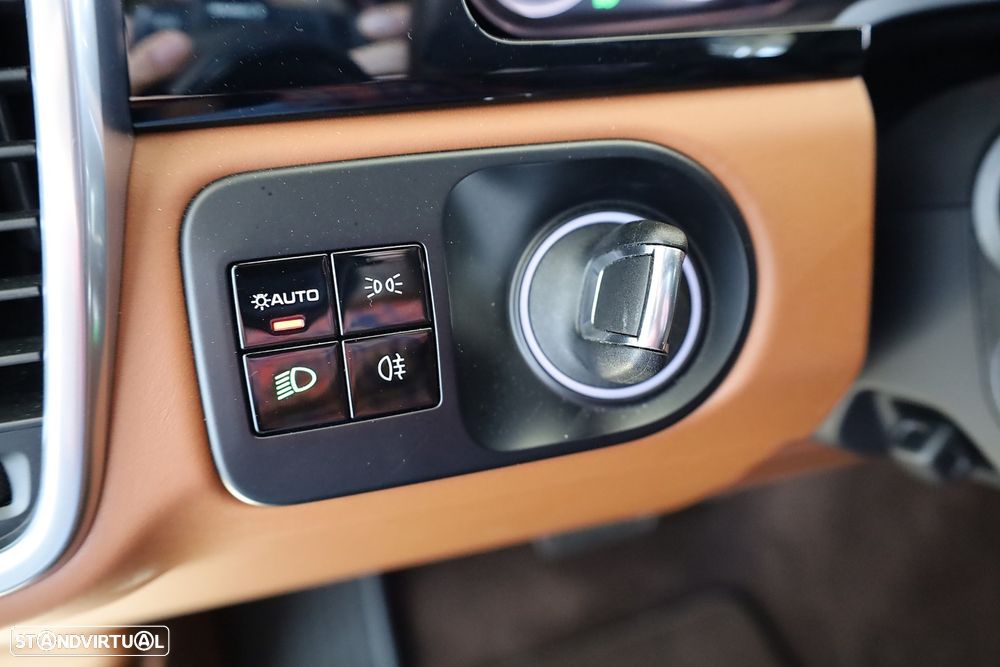 Porsche Cayenne Turbo - 52