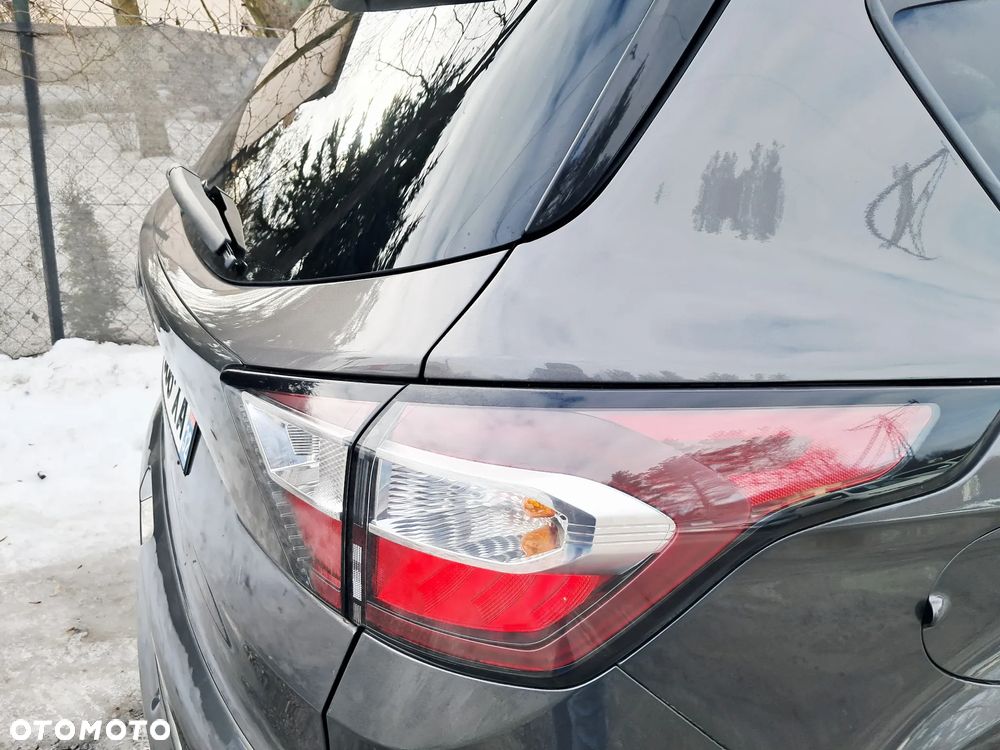 Ford Kuga 2.0 TDCi 4x4 ST-Line - 37