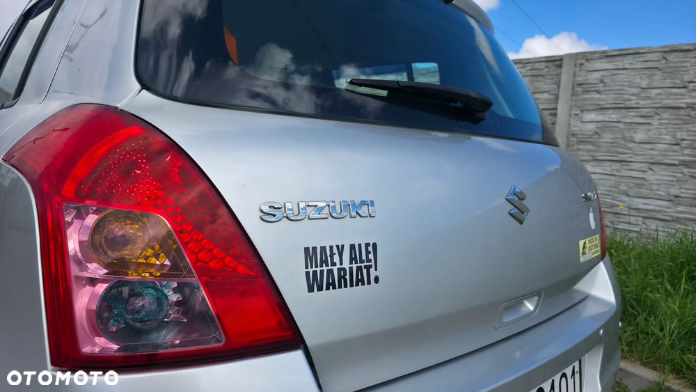 Suzuki Swift - 4