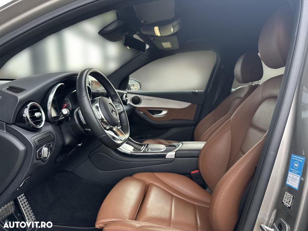 Mercedes-Benz GLC Coupe 300 de 4Matic 9G-TRONIC AMG Line - 13