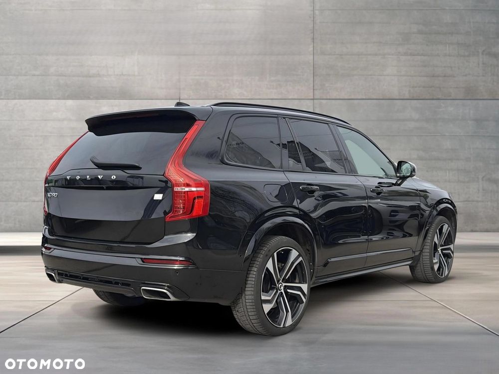 Volvo XC 90 T8 AWD Plug-In Hybrid R-Design 7os - 8