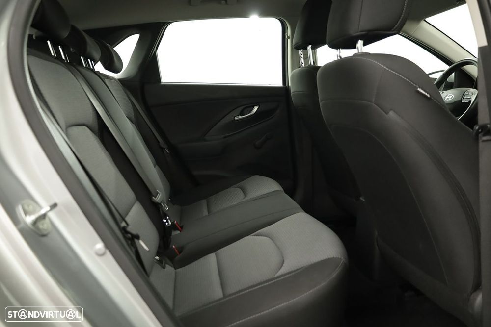 Hyundai i30 1.0 T-GDI Style Plus DCT - 22