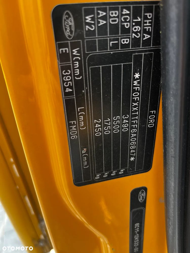 Ford Transit - 12