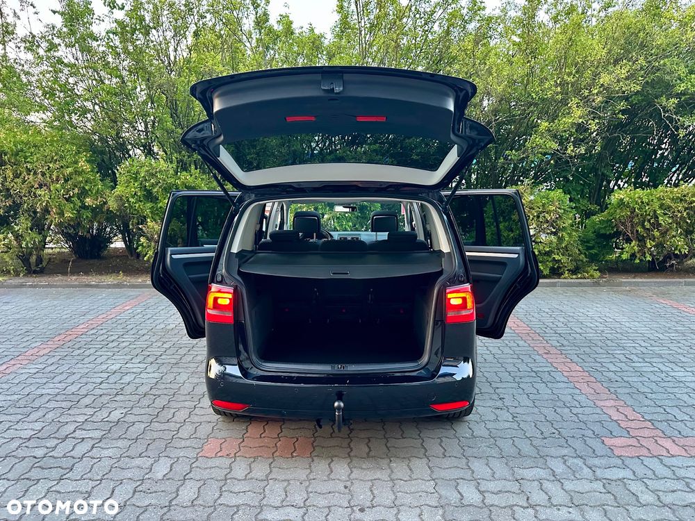 Volkswagen Touran 2.0 TDI DPF DSG Cup - 12