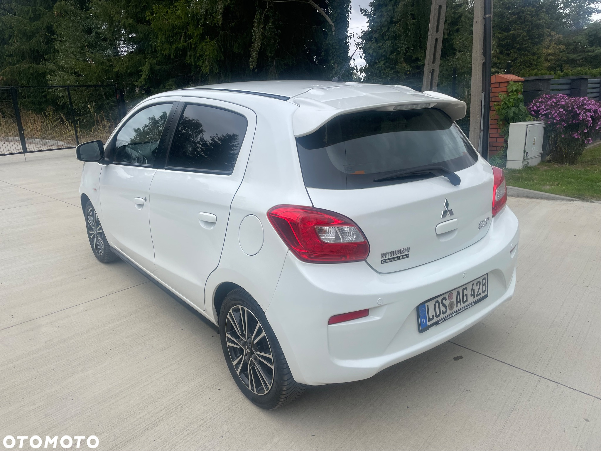 Mitsubishi Space Star 1.2 AS&G Invite CVT - 4