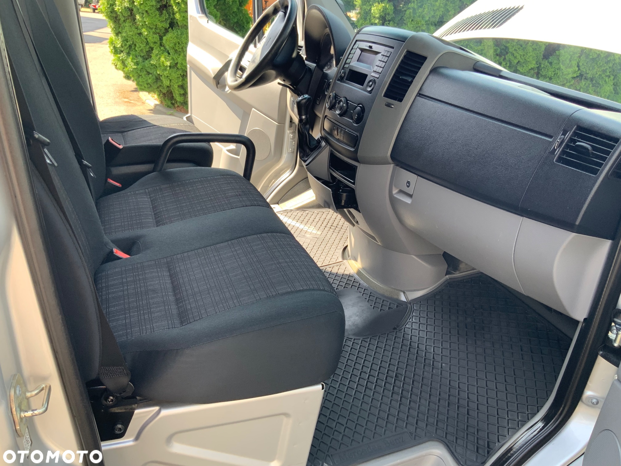Mercedes-Benz SPRINTER - 13