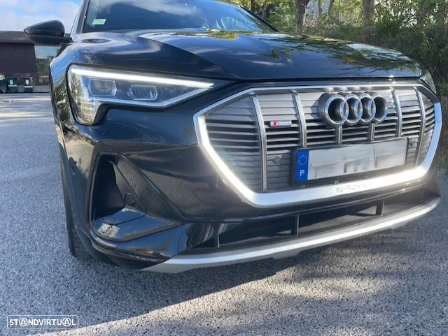 Audi e-tron 55 quattro S line - 8