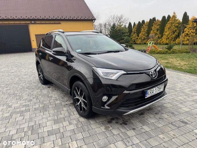 Toyota RAV4 2.0 D-4D Premium 4x2 - 4