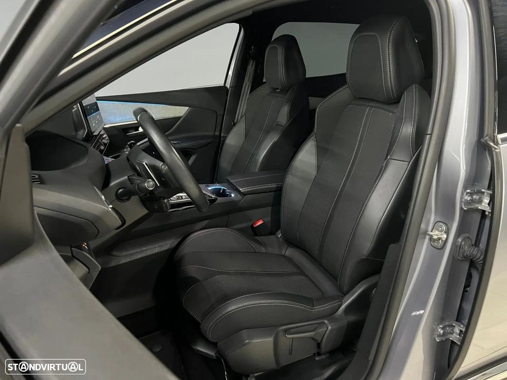 Peugeot 3008 1.6 Hybrid GT Pack e-EAT8 - 21