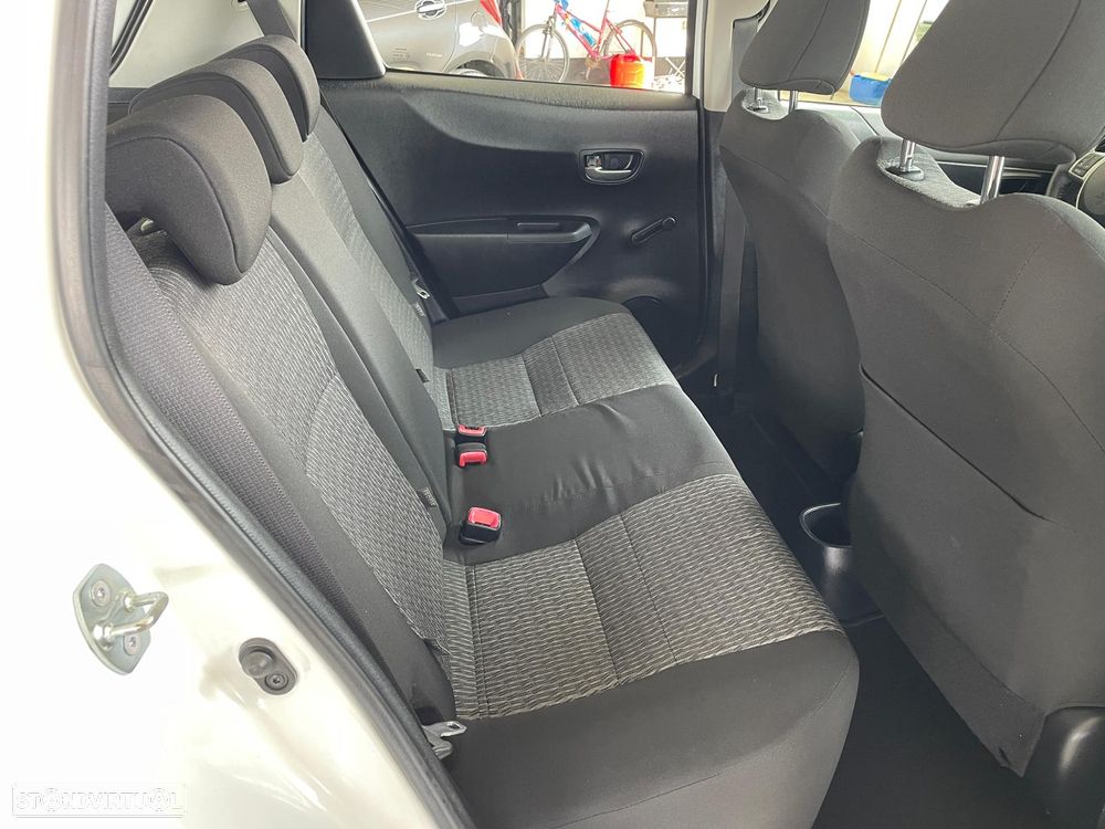 Toyota Yaris 1.33 VVT-i Active - 21