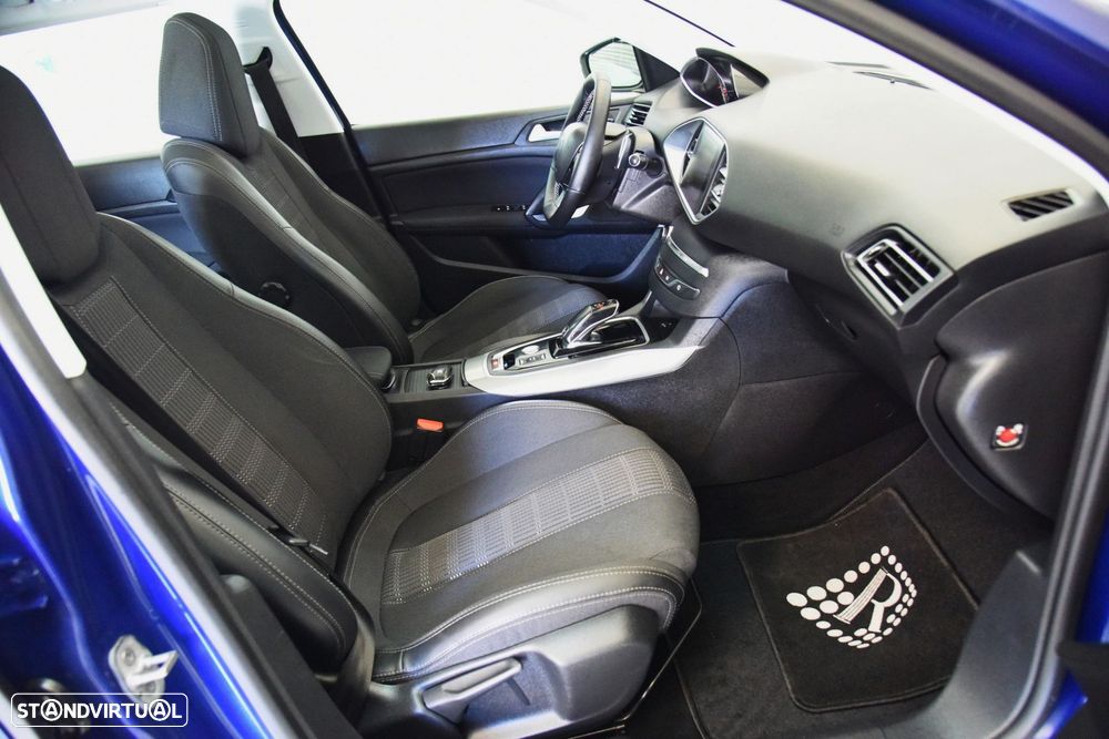 Peugeot 308 SW 1.5 BlueHDi Allure Pack EAT8 - 20