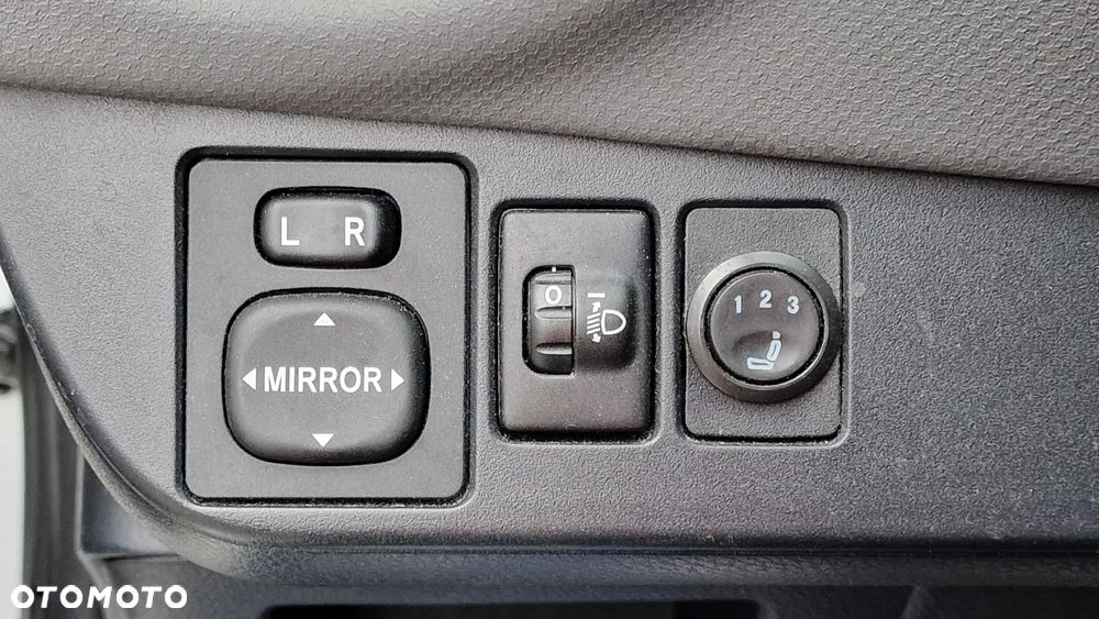 Toyota Yaris 1.5 VVT-i - 33