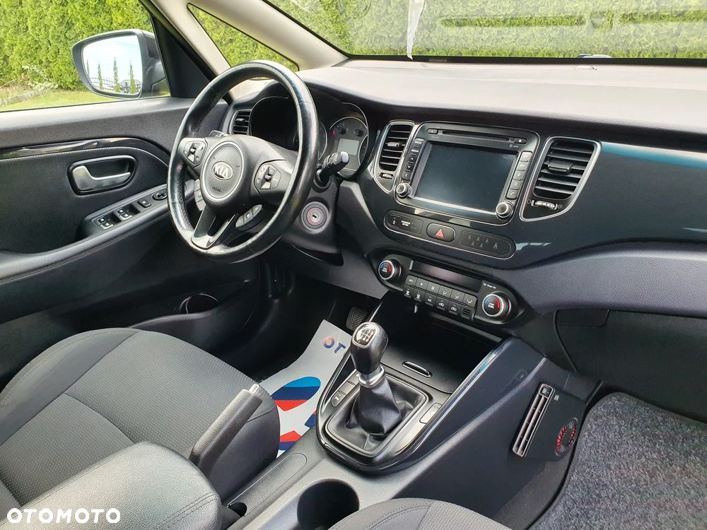 Kia Carens 1.6 GDI Dream-Team Edition - 19