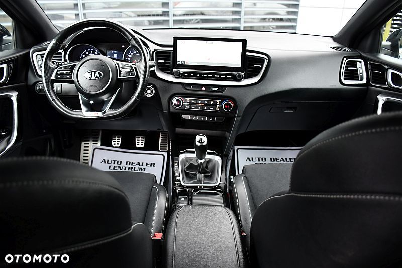 Kia Ceed 1.5 T-GDI OPF GT Line - 27